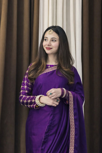 Afshee Heavy Embroidered Saree