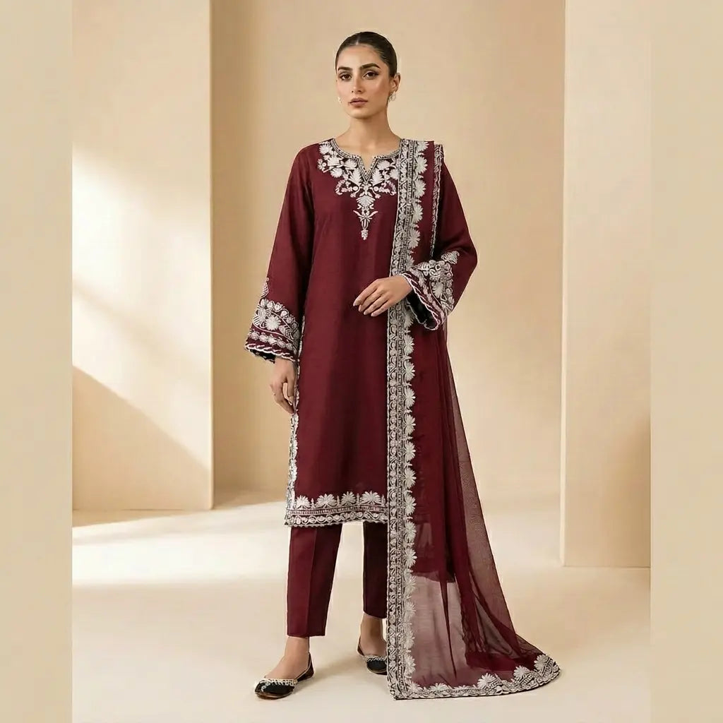 Gulnaar Embroidery 3 Peice